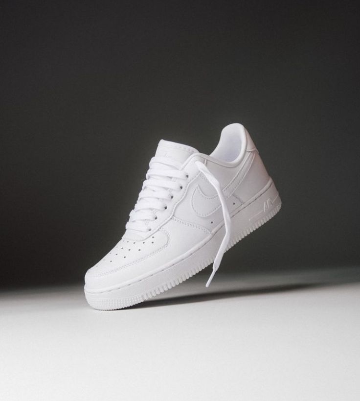 CLASSIC ONE FORCE +CAJA